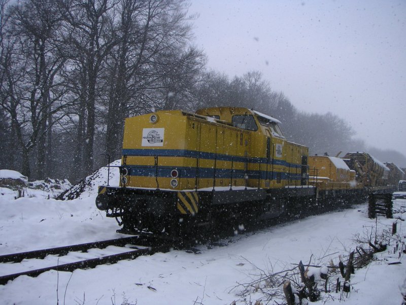 Bauzug im Winter 2004 auf der Strecke Bielefeld-Dissen-Osnabrck.