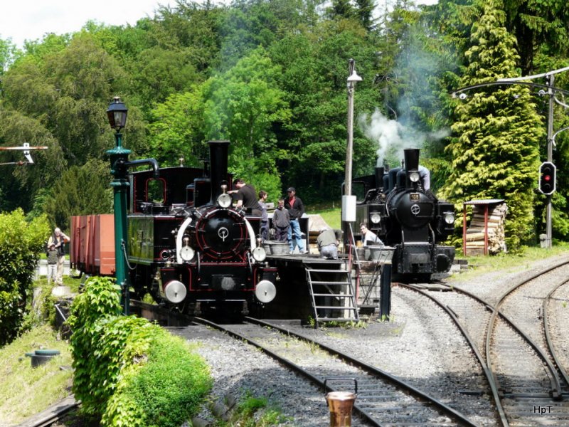 BC  - Dampfloks beim Kohlen und Wasser fassen im Depotareal von Chaulin am 30.05.2008