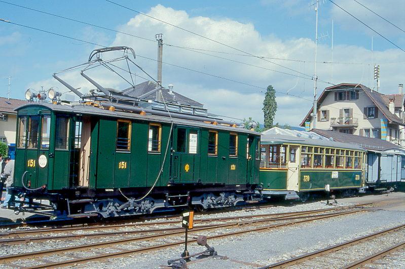 BC Museumsbahn Paradezug 51033 von Blonay nach Chamby am 24.05.1999 in Blonay mit Gep�ckriebwagen exCGTE Fe 4/4 151 - exCGTE C4 370 - exAL K 87.

