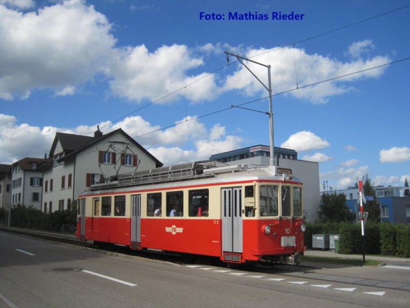 BDe 4/4 10 am 05.09.09 auf einer Extrafahrt bei der Langweis, zwischen Egg und Esslingen, auf einer Extrafahrt.