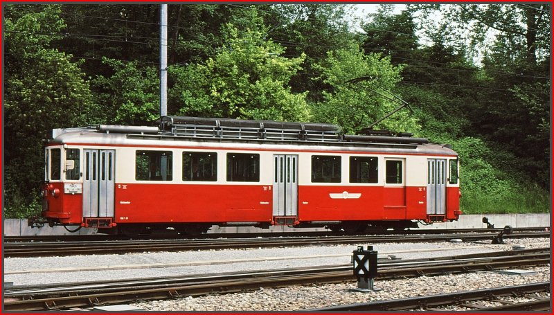 BDe 4/4 10 in Forch. (Archiv 06/77)