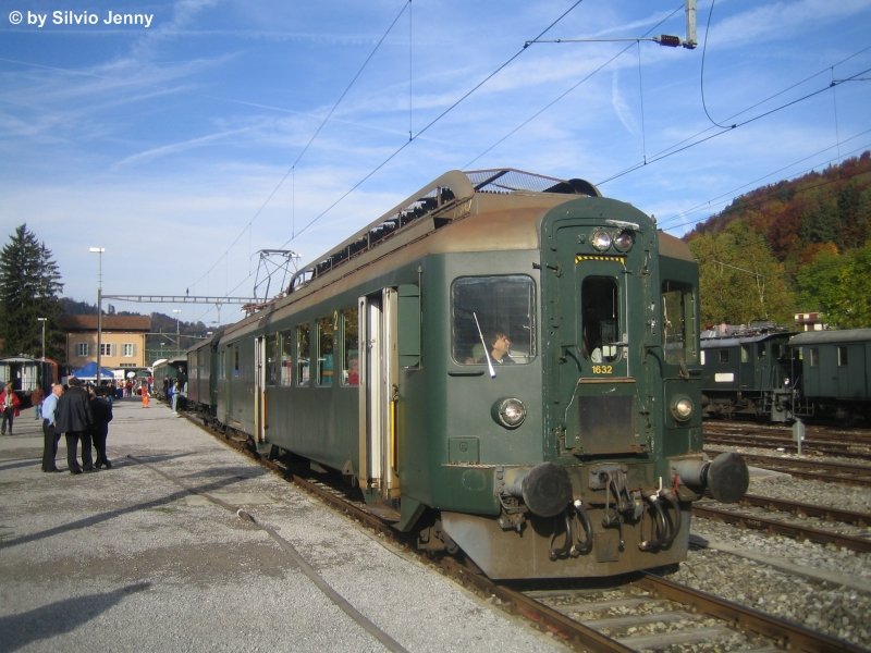 BDe 4/4 1632 anlsslich dem Seetaltreffen in Bauma am 12.10.08. Leider wurde auf der Lichttechnisch besseren Seite der SBB-Schriftzug entfernt...