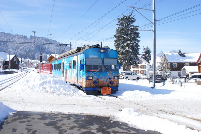 BDe 4/4 44 fhrt am 19.2.09 mit dem Regio 1117 in Appenzell ein.
