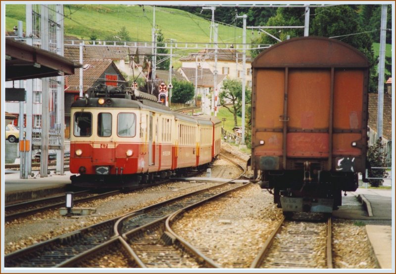 BDe 4/4 47 Pendelzug erreicht Appenzell. (Archiv 07/82)