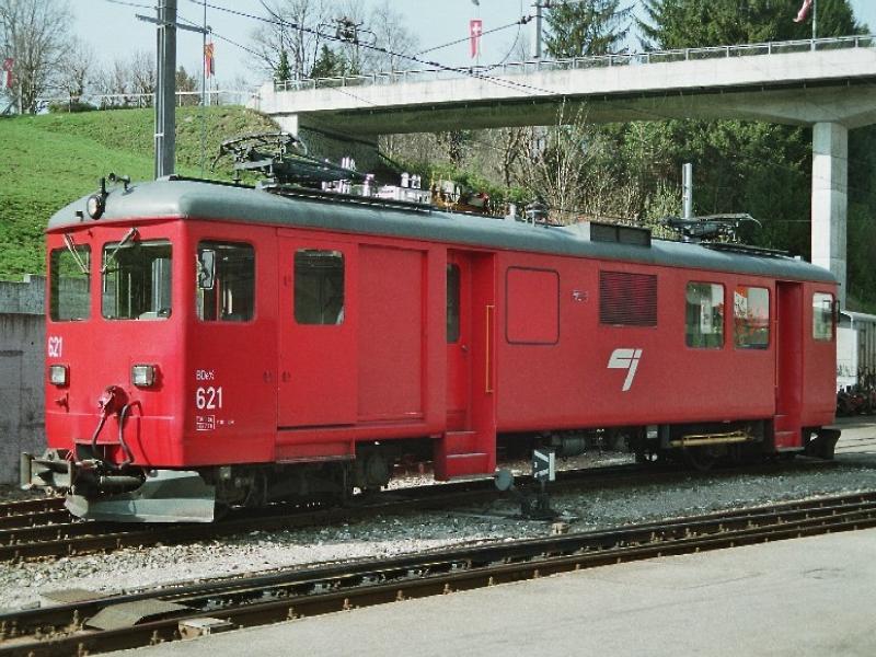BDe 4/4 621 (ex.FW BDe 4/4 207 ex.BTI BDe 4/4 5) Abgestellt vor dem Depot in Tamelan am  02.05.2006