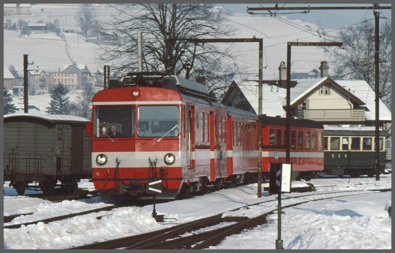 BDeh 4/4 13 der SGA fhrt in Appenzell ein. (Archiv 03/82)