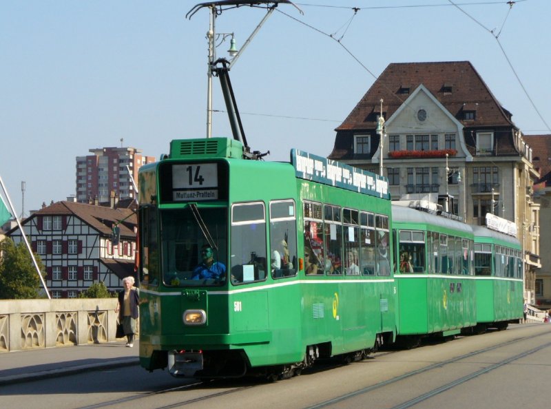 Be 4/4 501 Unterwegs auf der Linie 14 in Basel am 13.09.2006