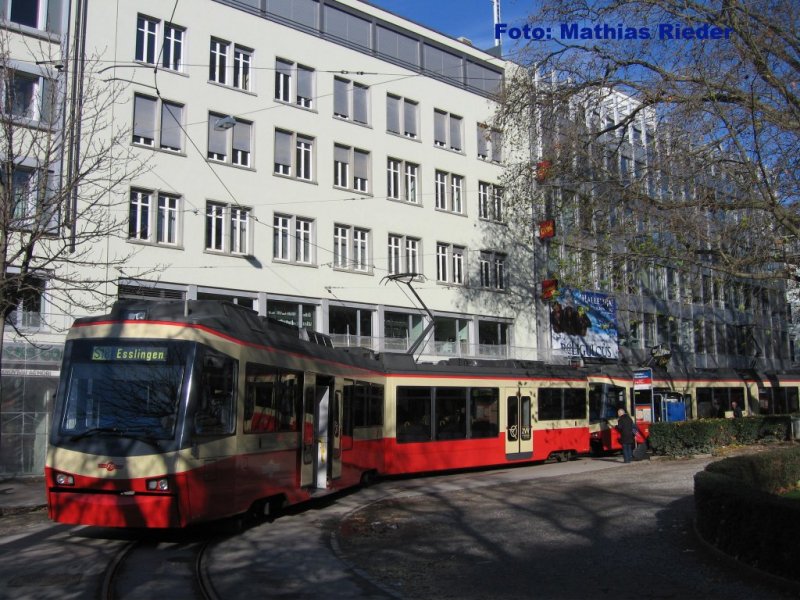 Be 4/6 der Forchbahn im Stadelhofen als Regionalzug nach Esslingen am 23.11.08