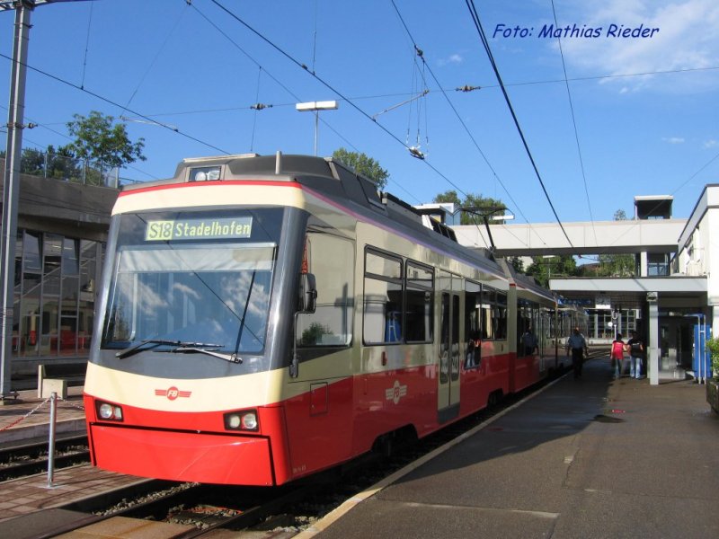Be 4/6 Pendelzge der Forchbahn verkehren zur Zeit wegen Unterhaltsarbeiten ab Stadelhofen nur bis Forch. Die Foto entstand am 20.07.08 in der Forch