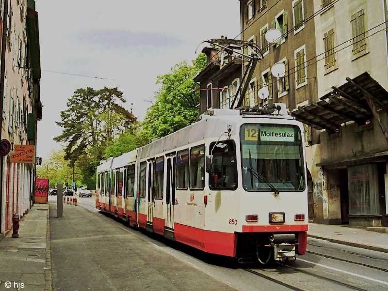 Be 4/8 850 in Chne-Bougeries (28. April 2002)