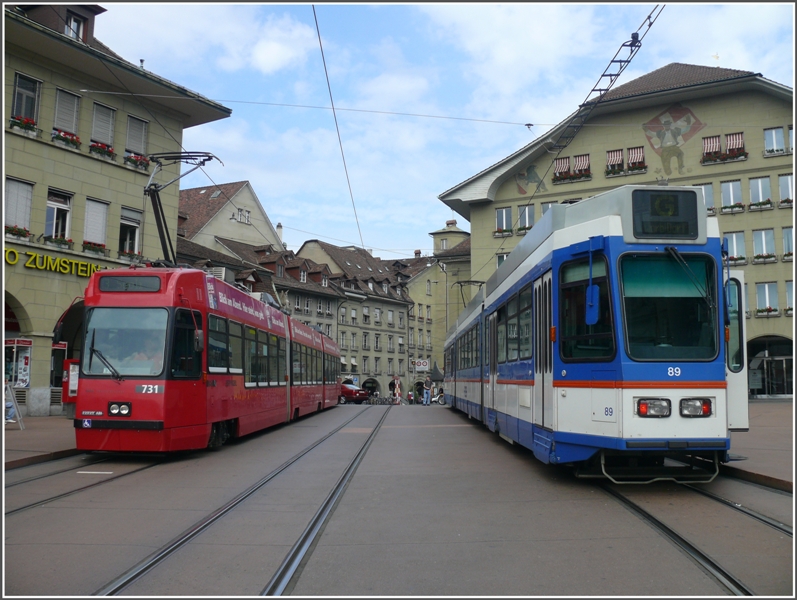 Be 4/8 89 der Linie G nach Worb Dorf und Berner Tram 731 in Bern. (22.08.2009)