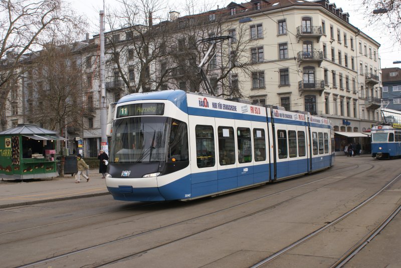 Be 5/6 3040 fhrt am 9.2.09 von Bahnhof Stadelhofen Richtung Bellevue.
