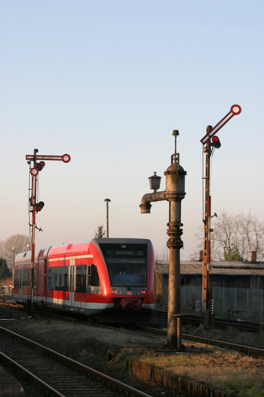 Beelitz Stadt (05.03.04) nach dem Umbau gibt es nur noch Lichtsignale