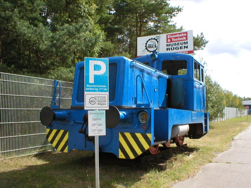  Begrssungslokomotive  Technik-Eisenbahnmuseum Prora

leider ist es aufgrund der Vielfalt der interessanten Fahrzeuge oftmals nicht mglich, Bilder ohne  Verlust  zu machen :-(