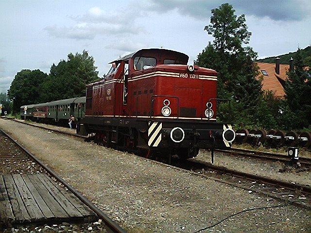 Bei der Fahrzeugparade in Ebermannstadt am Bahnhofsfest die V 60 der FME Nrnberg