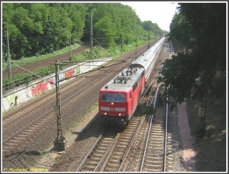 Bei Frankfurt am Main-Louisa kam 181 205 am 07.06.2007 aus sdlicher Richtung und fuhr in Fahrtrichtung Frankfurt am Main-Hauptbahnhof, das war einer der letzten Einstze dieser Baureihe auf dieser Relation vor dem Fahrplanwechsel.