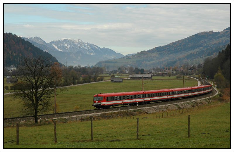 Beim IC 515  Therme Nova K�flach  von Innsbruck nach Graz entschied ich mich f�r einen Nachschuss. Die Aufnahme entstand ebenfalls zw. Stein an der Enns und �blarn, diesmal allerdings mit Blick ins Ennstal ohne Grimming.