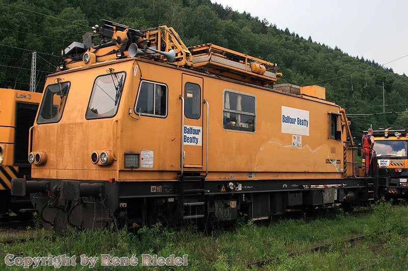 Bereitgestelltes Schienenfahrzeug mit der Nummer 97 99 01 507 17-3 fr den Umbau der Bahnanlage in Bad Schandau. Aufnahme von 22.5.2007.