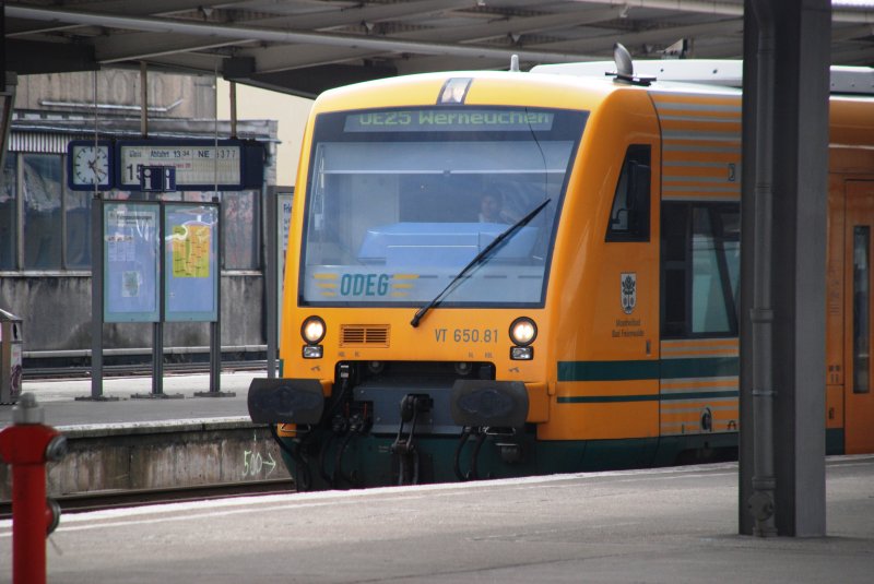 BERLIN, 14.03.2009, VT 650.81 der ODEG als OE25 nach Werneuchen im Bahnhof Lichtenberg