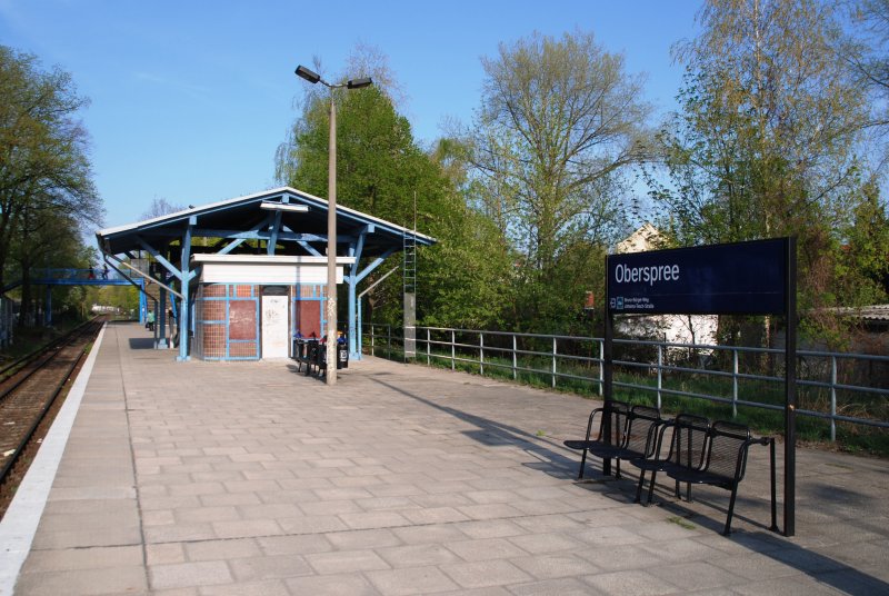 BERLIN, 14.04.2009, S-Bahnhof Oberspree an der Zweigbahn Schöneweide/Spindlersfeld