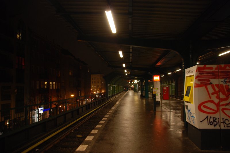 BERLIN, 15.01.2009, U-Bahnhof Eberswalder Straße (U-Bahnlinie U2)