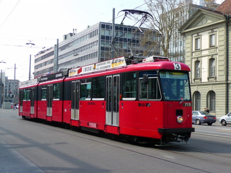Bern mobil - Tram Be 8/8 719 unterwegs auf der Linie 3 in Bern am 14.04.2008