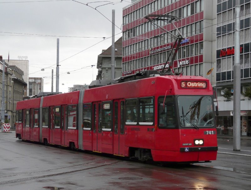 Bern Mobil - Triebwagen Be 4/8 741 eingeteilt auf der Linie 5 Ostring am 09.12.2007