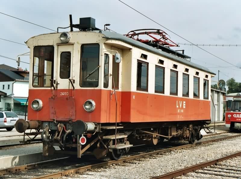 BET 24.103 in Vorchdorf (O) im August 2003