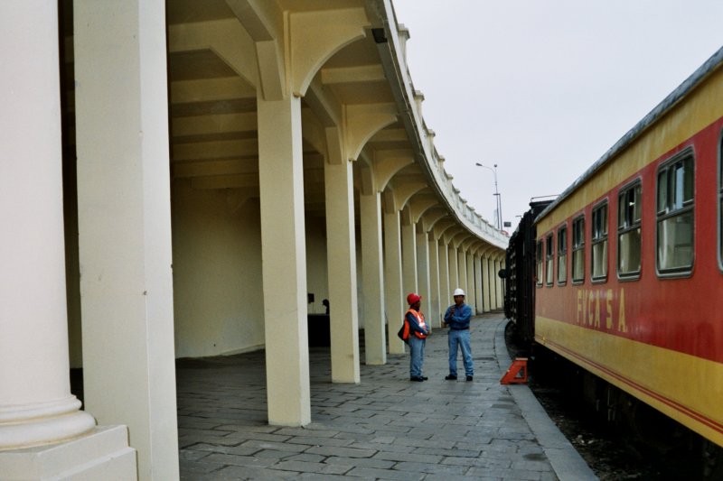 Bf. Lima am 31. Oktober 2003 - Abfahrt Touristensonderzug nach Huancyo