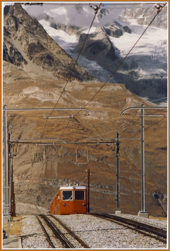 Bhe 4/8 3043 bei Rotenboden. (Archiv 10/91)