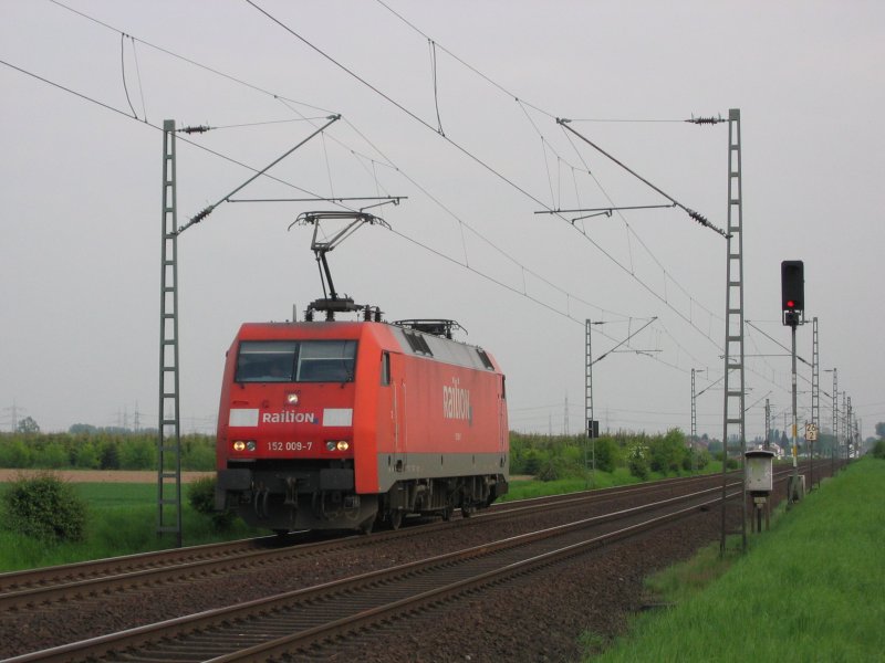 Bild 1500: 152 007-9 als Lz in Neuss Allerheiligen am 30.04.2009
