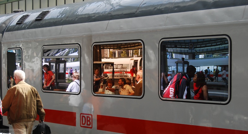 Bildergeschichte.  Gesehen beim Bahnbildertreffen am 01. August 2009 in Stuttgart.