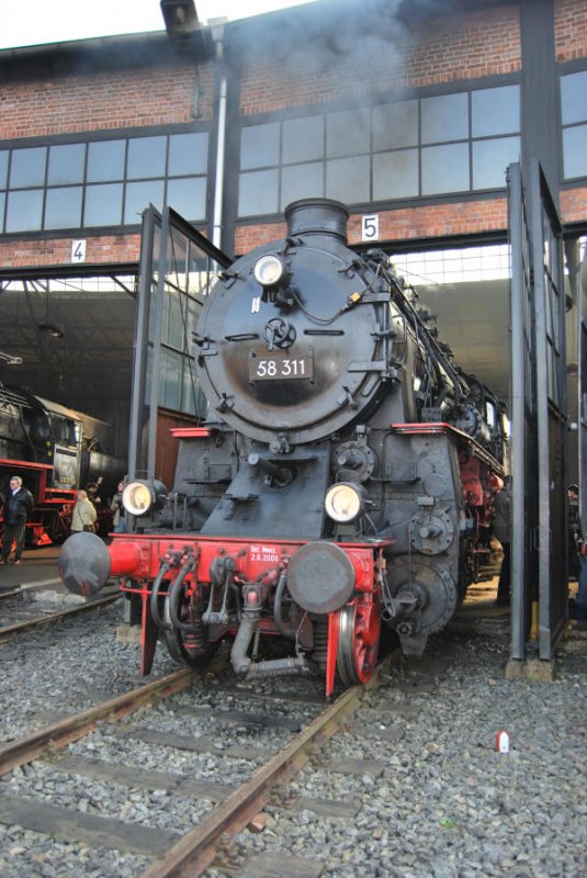 Bis 1976 noch planmig im Erzgebirge unterwegs ist es heute ein besonderes Erlebnis, eine G 12 erleben zu drfen, Dresden 21.03.09