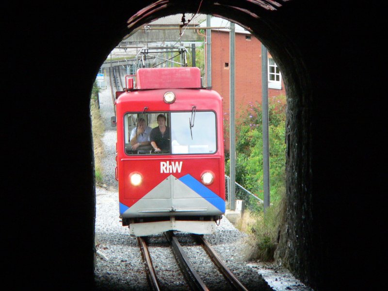 Blick durch den Tunnel von der oberen Station (Walzenhausen) aus. August 2005