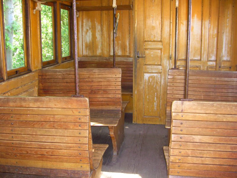 Blick in einen der Restaurierten Personenwagen der Selfkantbahn in Gillrath 11.5