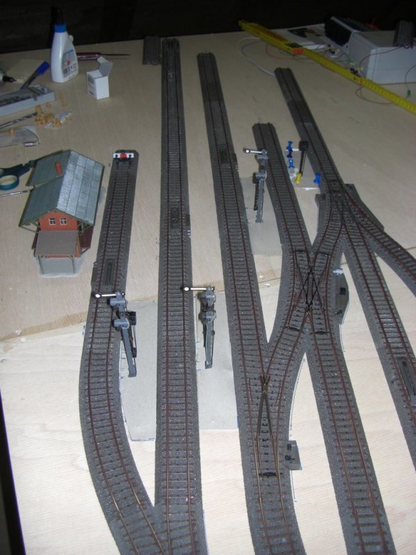 Blick in den geplanten Bahnhof Gglingen mit Eingebauten Signalen 
und links Gterverladung