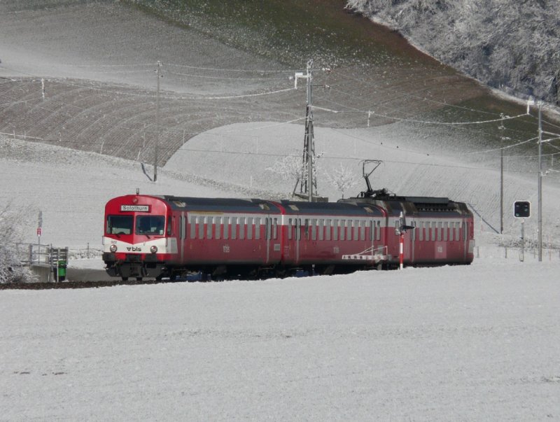 bls ( ex RM / EBT ) Regionalzug mit ABt 922 + B + RBDe 4/4 von Thun nach Solothurn unterwegs zwischen Walkringen und Bigenthal am 22.12.2007