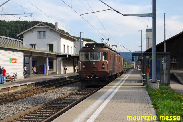 BLS Re 4/4 185 + 179 - Reiden - 24.08.2007