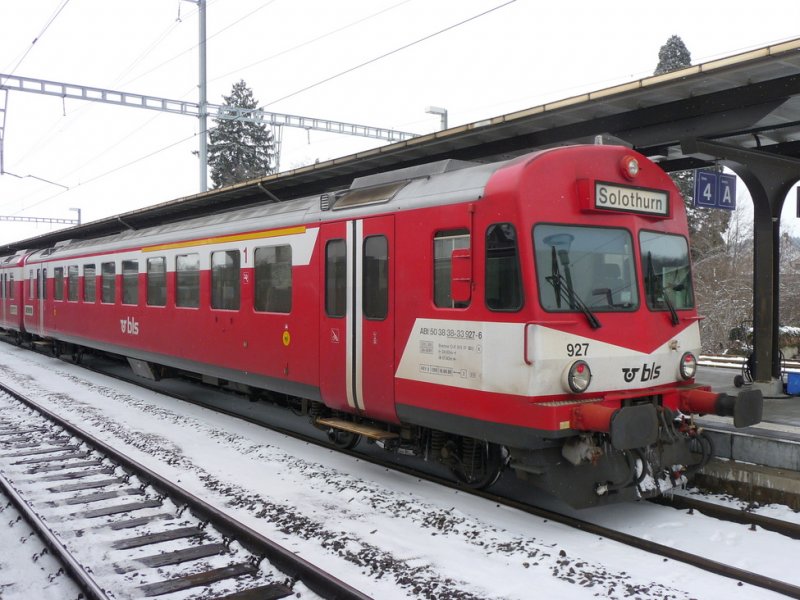 bls - Steuerwagen ABt 50 38 38-33 927-6 in Burgdorf am 14.02.2009
