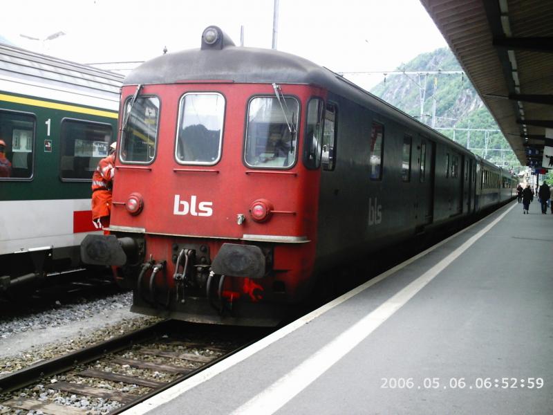 BLS Steuerwagen am 21.05.2006 in Brig.