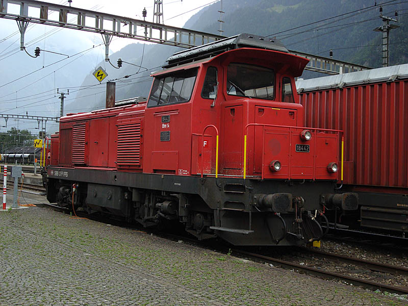 Bm 4/4 18442 ebenfalls in Erstfeld, 05. Juli 2009