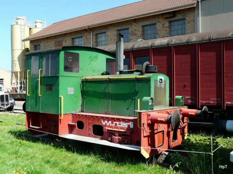 BMK Bahn Museum Kerzers/Kallnach - Tm 2/2 ?? (Jung) in Kallnach abgestellt am 01.08.2009