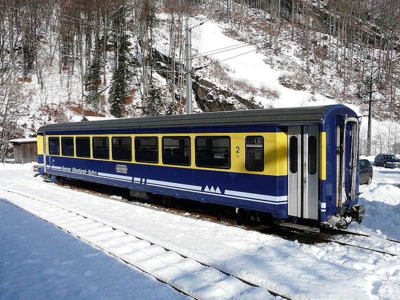 BOB - Personenwagen 2 Kl.  B 261  abgestellt in Zweiltschienen am 10.01.2009