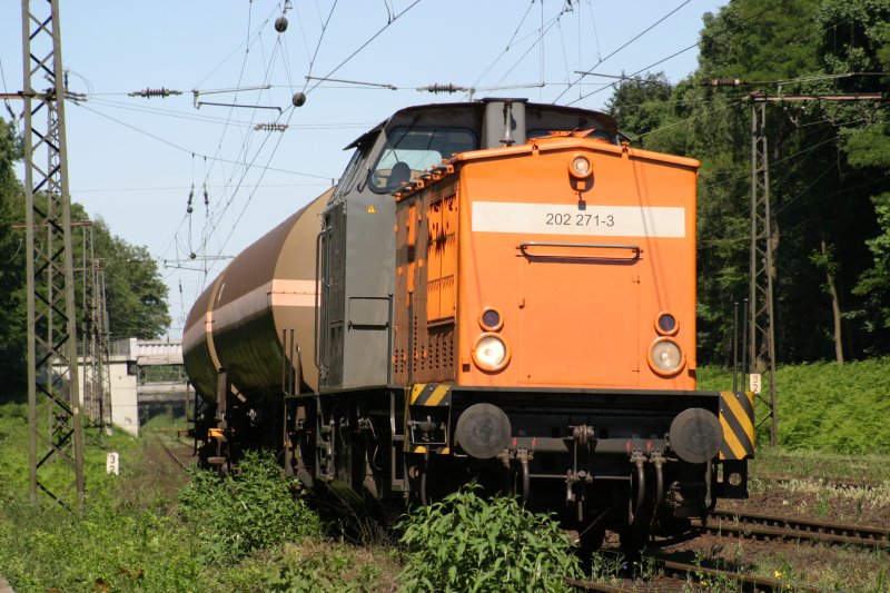 Bocholder Eisenbahn 202 271 am 29.5.09 in Duisburg-Neudorf