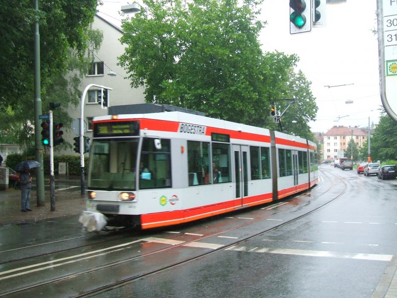 Bogestra Linie 308 von Bochum Gerthe nach Hattingen ,
H�he Hattinger Str./Friederikastr. bei der Anfahrt