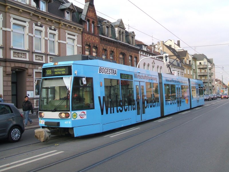 Bogestra Linie 308 nach Hattingen S Mitte mit Werbung
 Wirtschaft frdern in Bochum .(23.10.2007) 