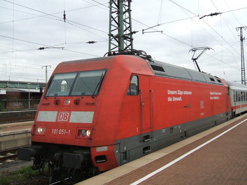 BR 101 051-1 mit IC 2311  Nordfriesland  nach Heidelberg.(20.09.2007)