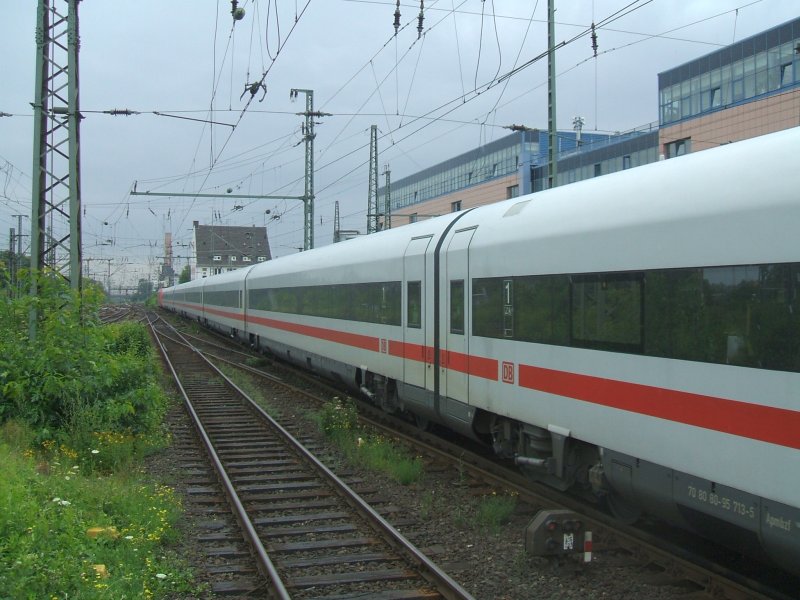 BR 101 131-1 mit IC 1818 Metropolitan bei der Ausfahrt aus dem 
Dortmunder Hbf. nach Berlin.