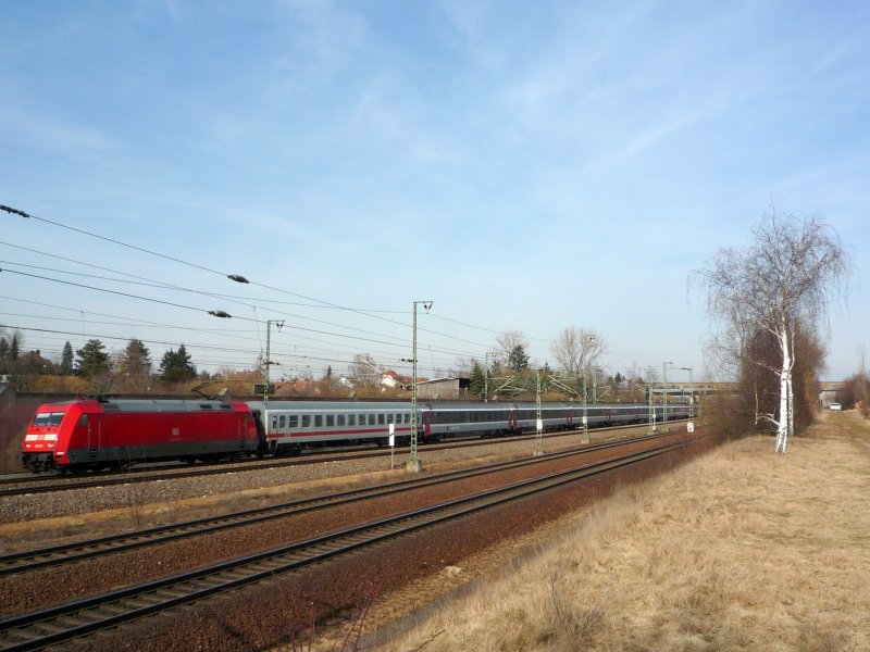 Br 101 mit dem EC 101 Hamburg-Altona - Chur in Neuluheim am 25.02.09