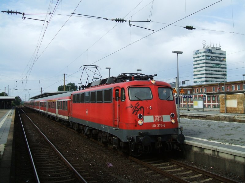 BR 110 373-8 mit RE 10269 als Sonderzug zum  E-Day 
von Mnchengladbach nach Dortmund.(19.08.2007) 